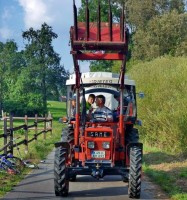 Unterwegs mit Pferdehänger